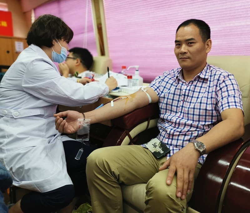 张建华：用满腔热血书写无悔人生 