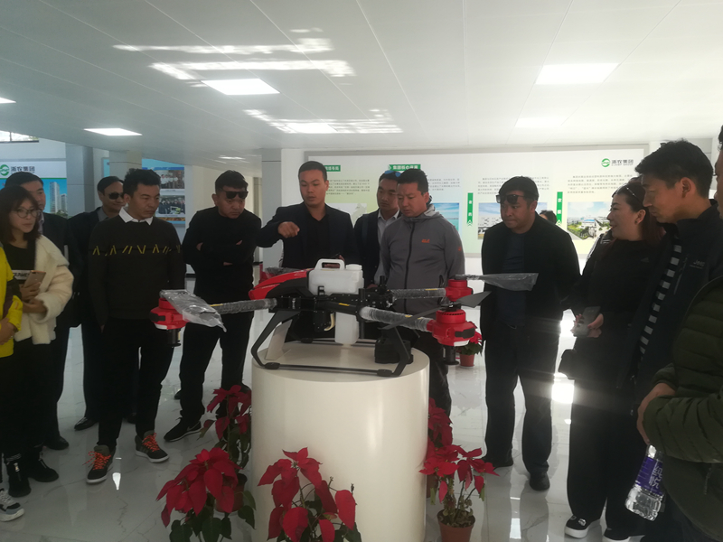 那曲、富阳两地农业代表团参观考察瓶窑基地