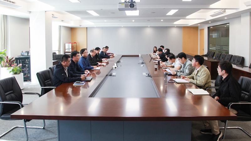 集团第一支部开展“学党纪法规，守纪律底线”警示教育主题党日活动