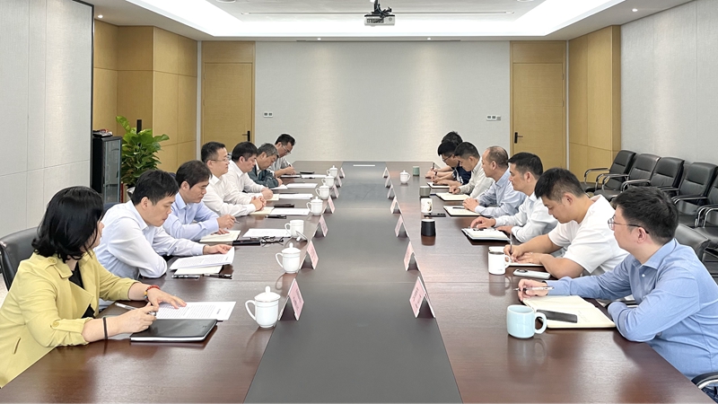 省农科院党委委员、副院长冯冠胜带队调研浙江农合