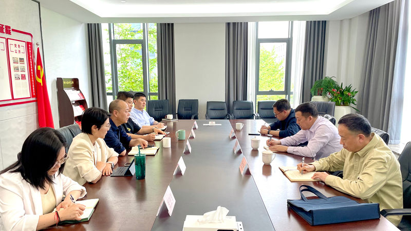 杭州市发改委党组成员、二级巡视员马佩龙到浙江农合调研